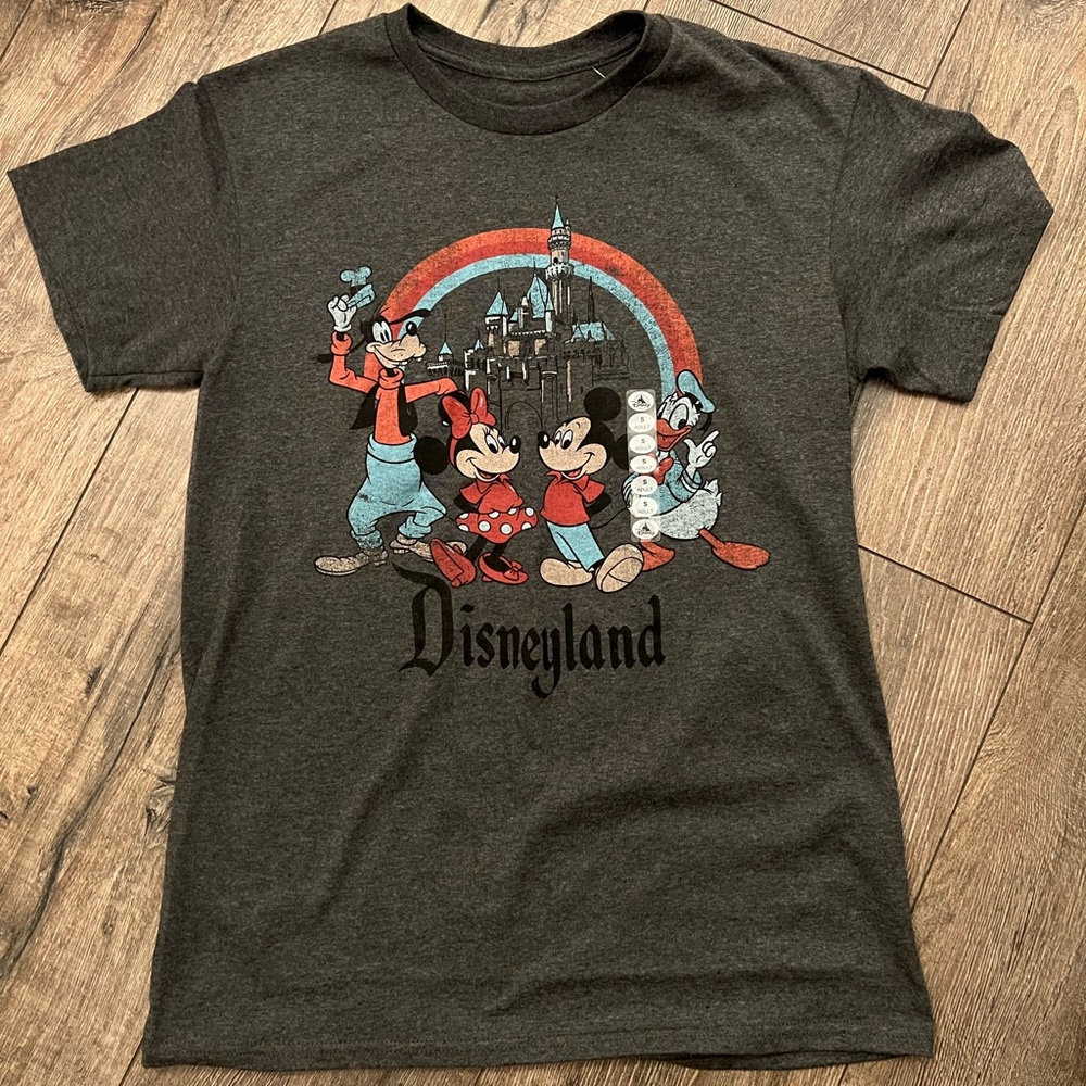 NWT Disneyland Loose Fitted T-shirt Unisex